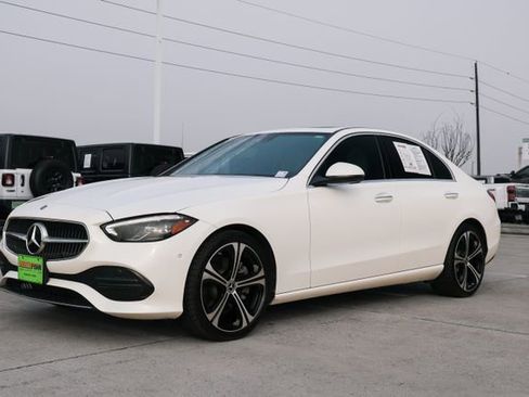 Used 2024 Mercedes-Benz C 300 Sedan image 3