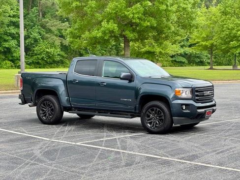 Used 2020 GMC Canyon SLE w/ Elevation Edition AWD/4WD image 10