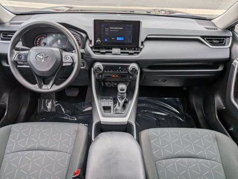 Used 2024 Toyota RAV4 XLE AWD/4WD image 15