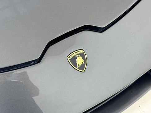 Used 2017 Lamborghini Huracan LP 580-2 RWD image 31