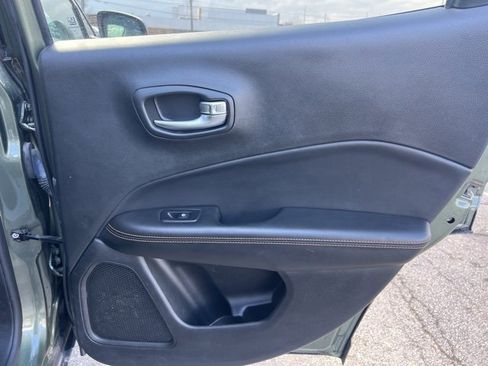 Used 2020 Jeep Compass Limited image 12