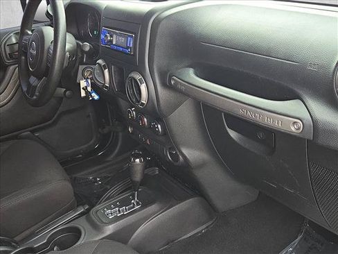 Used 2015 Jeep Wrangler Sport AWD/4WD image 19