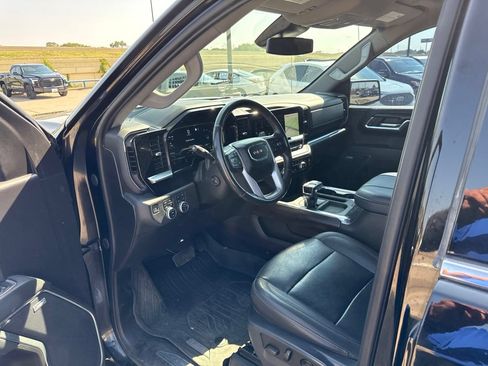 Used 2023 GMC Sierra 1500 SLT AWD/4WD image 20