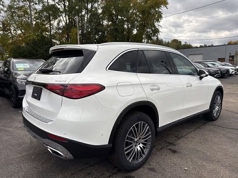 New 2026 Mercedes-Benz GLC 300 4MATIC image 9