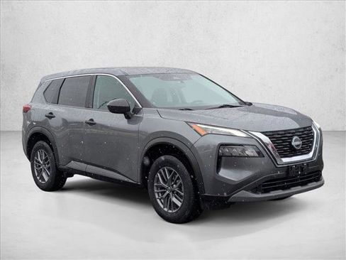 Used 2023 Nissan Rogue S image 3
