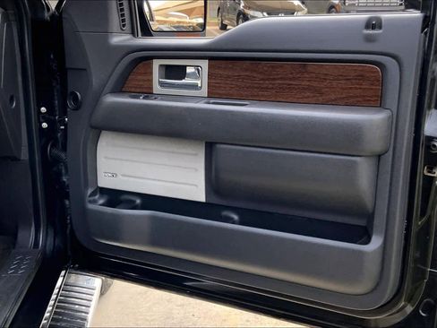 Used 2014 Ford F150 Lariat w/ Equipment Group 502A Luxury image 22