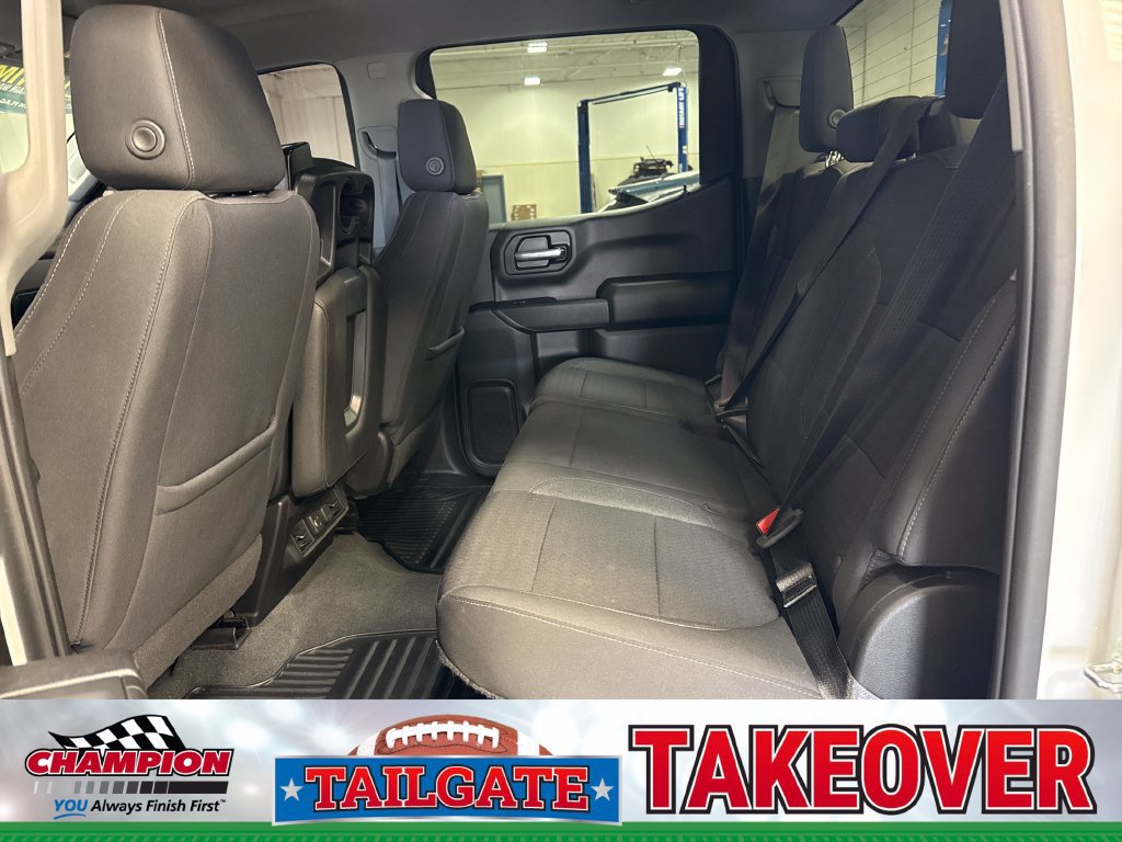 Used 2021 Chevrolet Silverado 1500 LT AWD/4WD image 32
