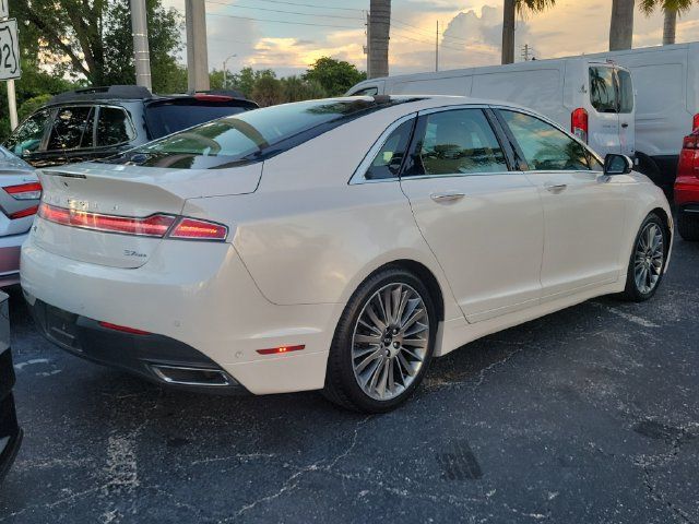 Used 2014 Lincoln MKZ AWD image 3