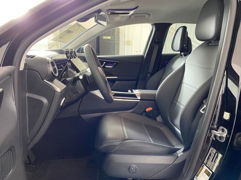 New 2026 Mercedes-Benz GLC 350e 4MATIC image 4