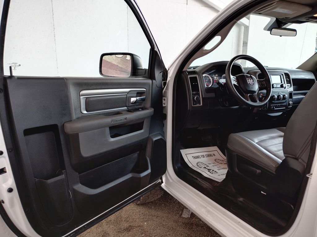 Used 2018 RAM 1500 Tradesman w/ Power & Remote Entry Group AWD/4WD image 15