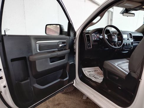 Used 2018 RAM 1500 Tradesman w/ Power & Remote Entry Group AWD/4WD image 15