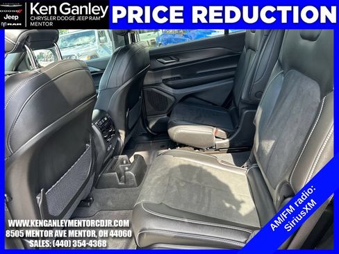 Used 2025 Jeep Grand Cherokee L Laredo AWD/4WD image 24