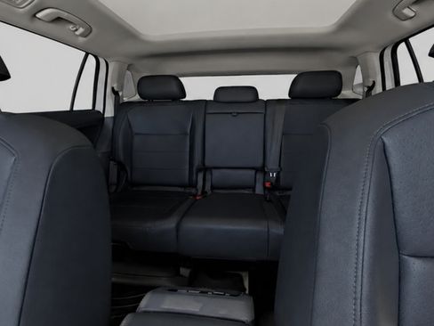 Used 2020 Volkswagen Tiguan SE w/ Panoramic Sunroof Package AWD/4WD image 16