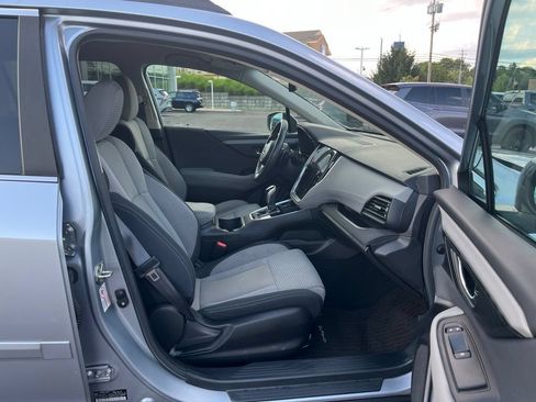 Used 2020 Subaru Outback Premium w/ Popular Package #1 AWD/4WD image 9