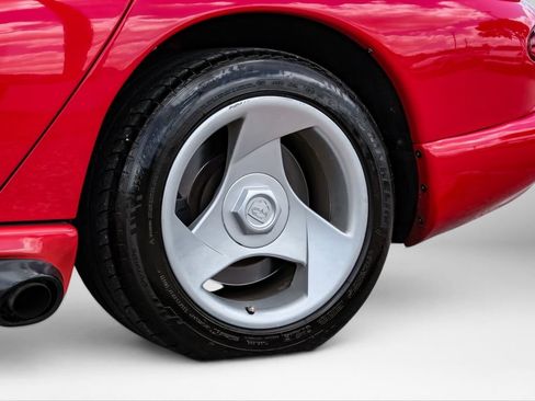 Used 1995 Dodge Viper RT/10 RWD image 36