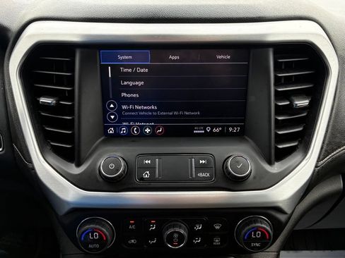 Used 2021 GMC Acadia SLE w/ Driver Convenience Package FWD image 22