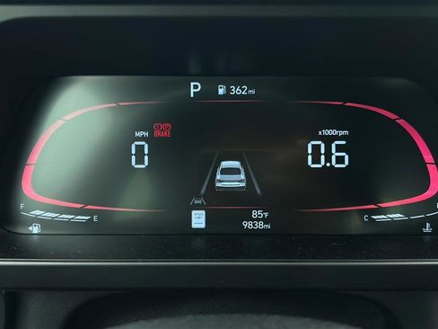 Used 2025 Hyundai Elantra Sport FWD image 16