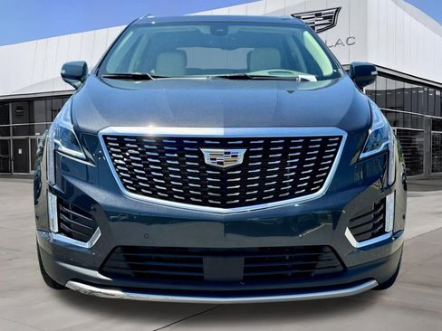 Used 2021 Cadillac XT5 Premium Luxury FWD image 4