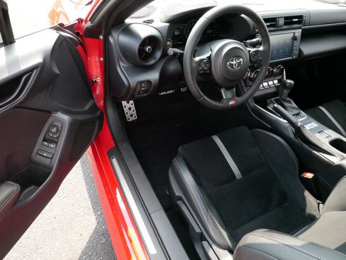 Certified 2023 Toyota GR86 Premium RWD image 9