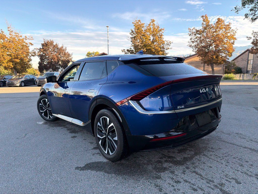 Used 2024 Kia EV6 Wind w/ Wind Technology Package AWD/4WD image 10