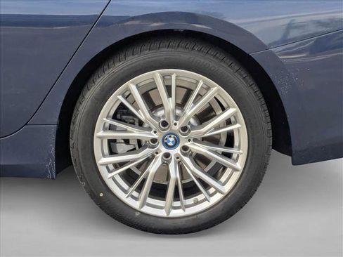 Used 2023 BMW 330e w/ Premium Package RWD image 23