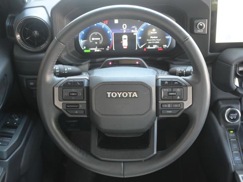 Used 2025 Toyota Land Cruiser w/ Premium Package AWD/4WD image 17