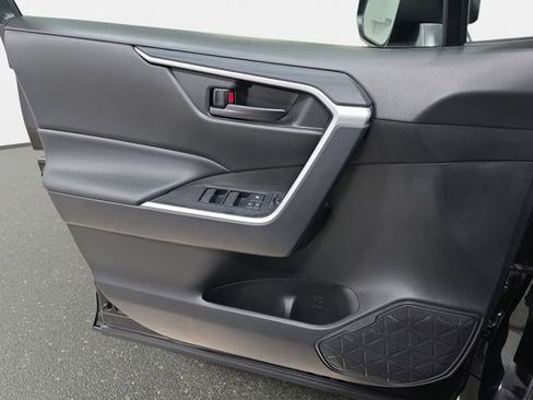 Certified 2025 Toyota RAV4 LE image 24