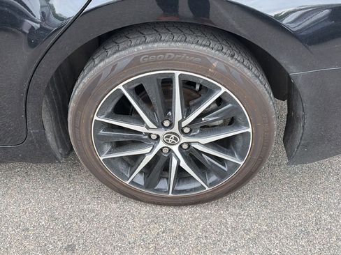 Used 2022 Toyota Camry SE w/ Cold Weather Package FWD image 22