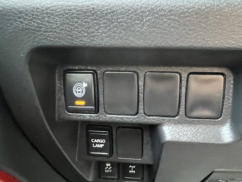 Used 2026 Nissan Frontier PRO-4X AWD/4WD image 27