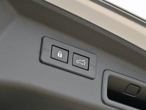 New 2026 Subaru Outback Limited XT image 15