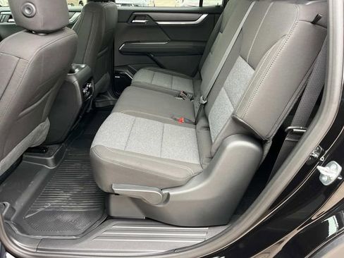 New 2026 GMC Acadia Elevation image 22