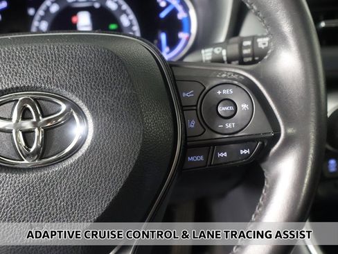 Used 2019 Toyota RAV4 XSE image 4