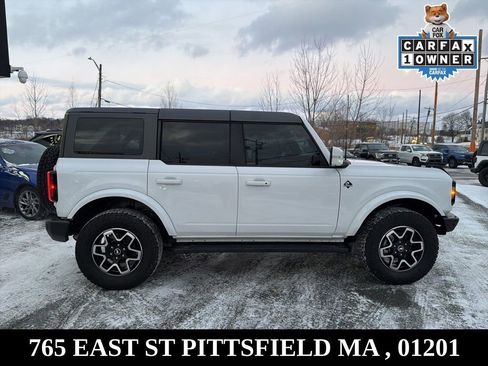 Used 2024 Ford Bronco Outer Banks image 8