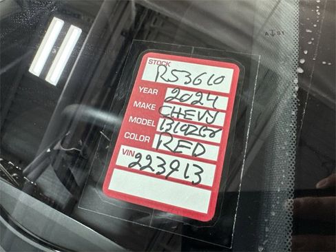 Certified 2024 Chevrolet Blazer EV RS image 32