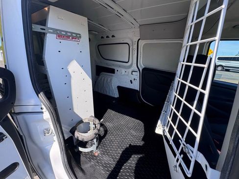 Used 2017 RAM ProMaster City Tradesman w/ Rear Back-up Camera Group FWD image 20