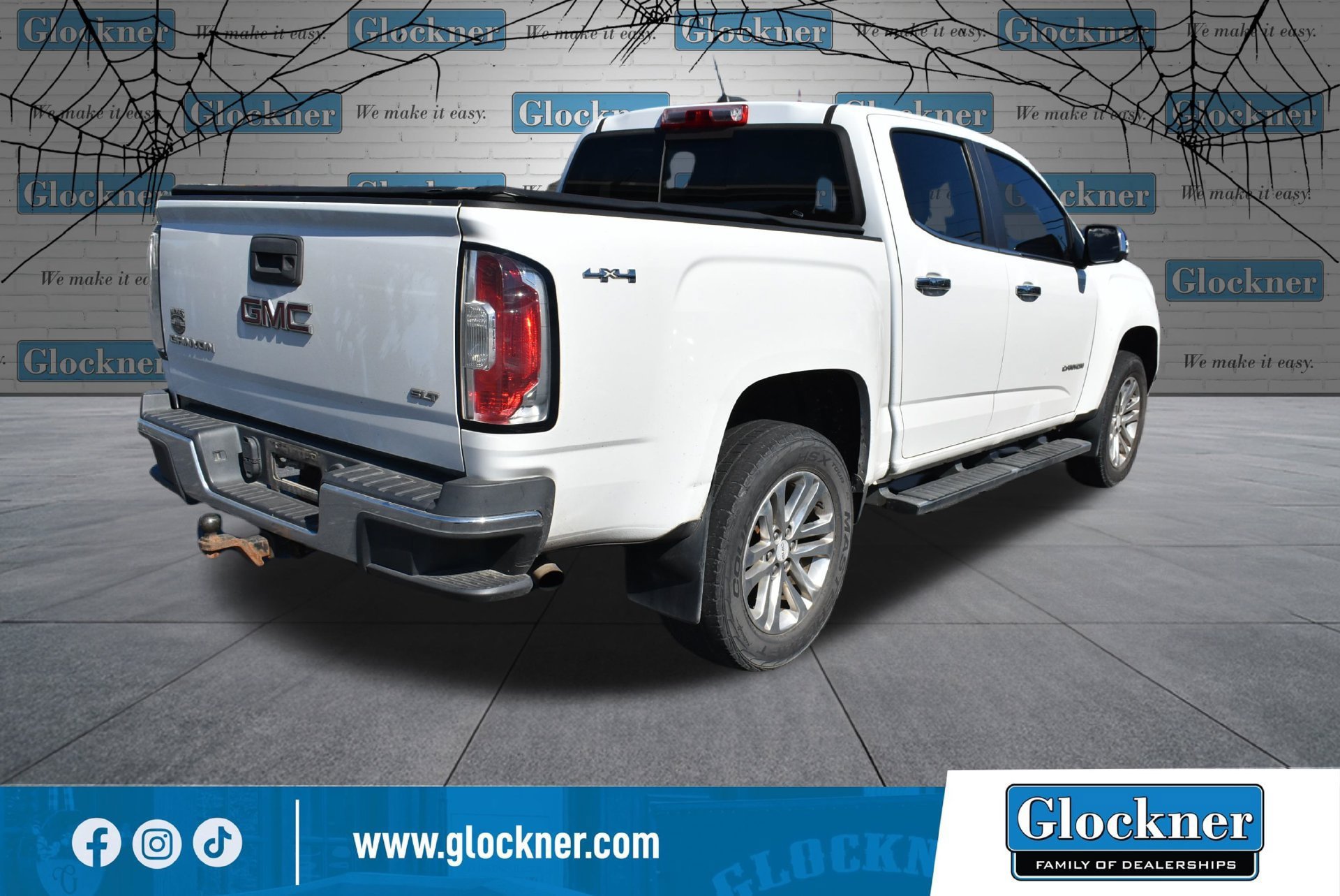 Used 2015 GMC Canyon SLT w/ Driver Alert Package AWD/4WD image 13