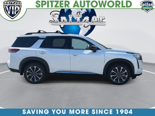 New 2026 Nissan Pathfinder Platinum w/ Accent Package AWD/4WD image 17