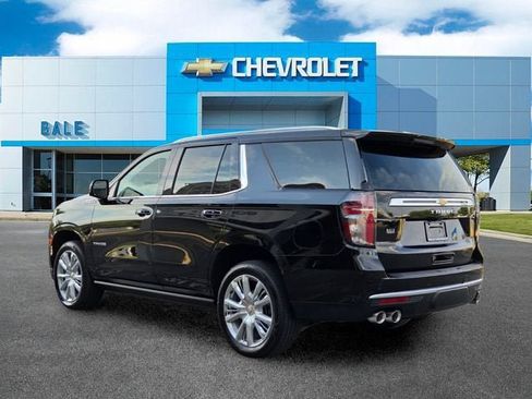 Used 2024 Chevrolet Tahoe High Country AWD/4WD image 5