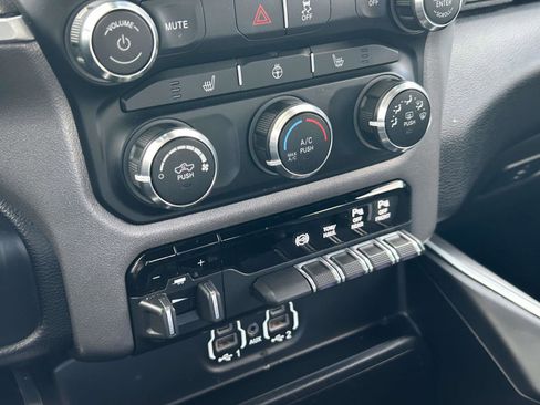 Used 2021 RAM 2500 Big Horn w/ Night Edition image 24