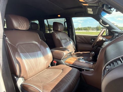 Used 2016 INFINITI QX80 Limited AWD/4WD image 11