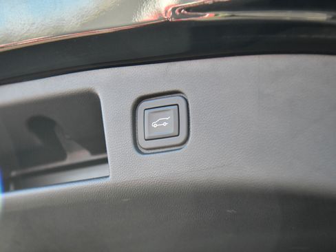 Used 2024 Honda Prologue Touring image 45