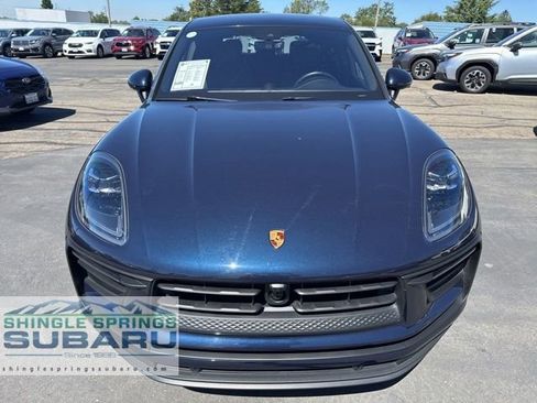 Used 2022 Porsche Macan AWD/4WD image 12