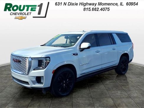 Used 2023 GMC Yukon XL Denali AWD/4WD image 1