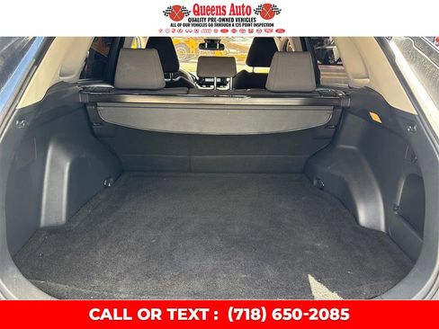 Used 2019 Toyota RAV4 XLE FWD image 14