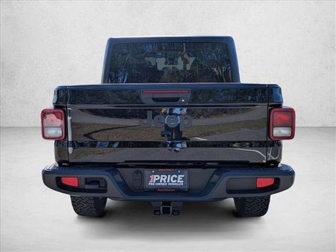 Used 2024 Jeep Gladiator Sport image 6