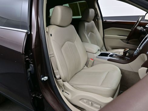 Used 2015 Cadillac SRX Luxury w/ Driver Awareness Package image 13