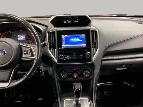 Used 2019 Subaru Crosstrek 2.0i Premium AWD/4WD image 7