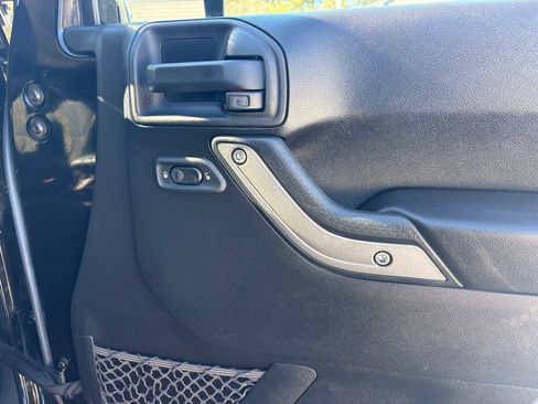 Used 2016 Jeep Wrangler Sport w/ Quick Order Package 24S image 18