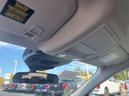 Used 2022 Ford Escape SE w/ Convenience Package image 43