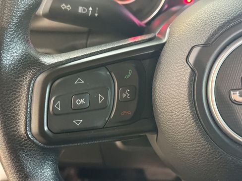 Used 2023 Jeep Wrangler Unlimited Sport AWD/4WD image 29